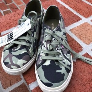 Superga Camo sneakers